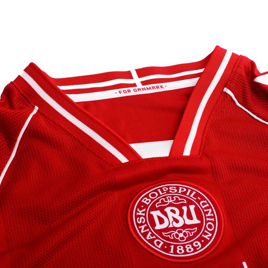 Denmark Home Soccer Jersey World Cup 2026