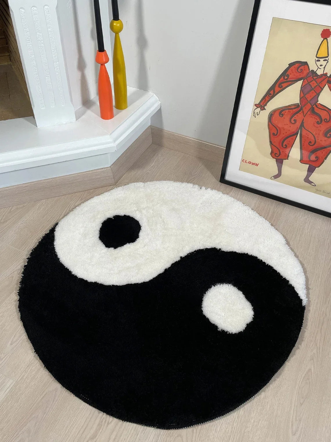 LAKEA Yin Yang Fluffy Round Black White Rug