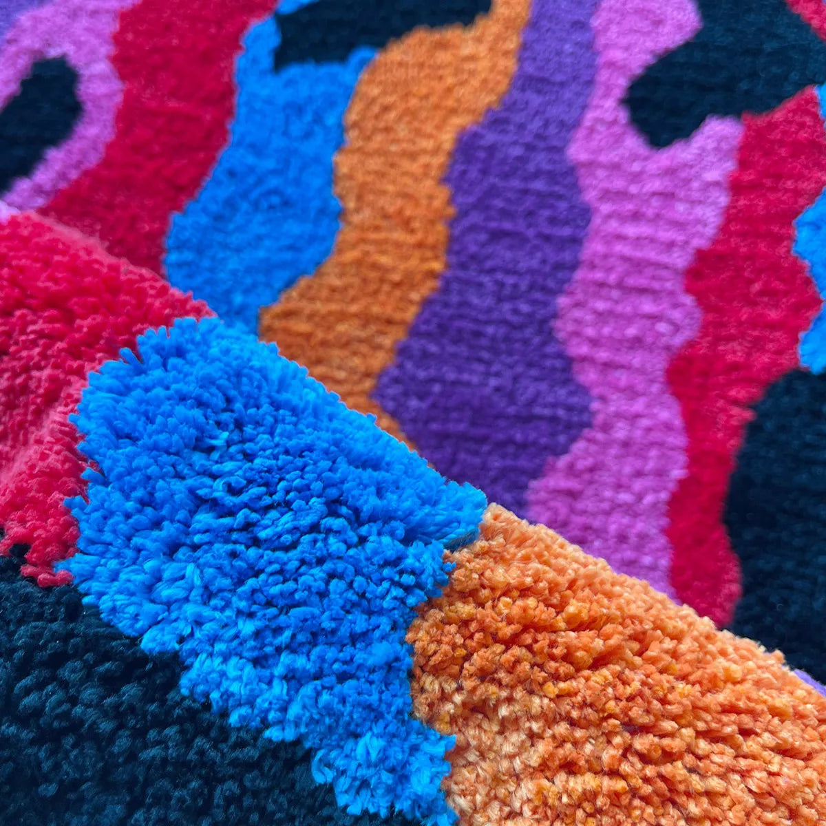 Twisted Smiling Tufted Soft Area Rug