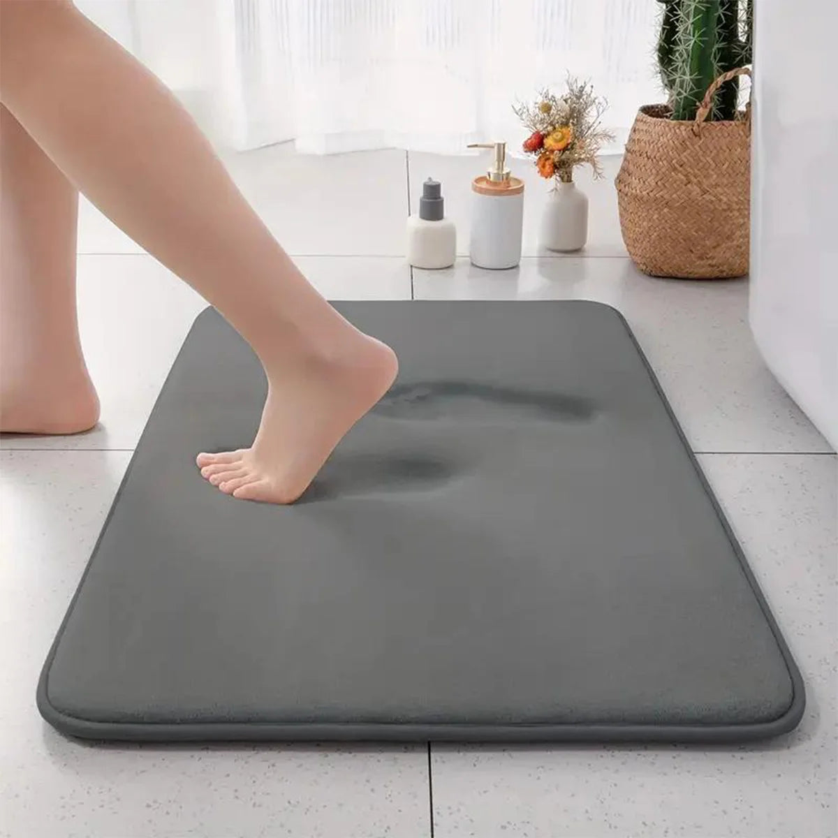 Thickened Solid Color Flannel Bathroom Absorbent Non-Slip Entrance Door Floor Mat