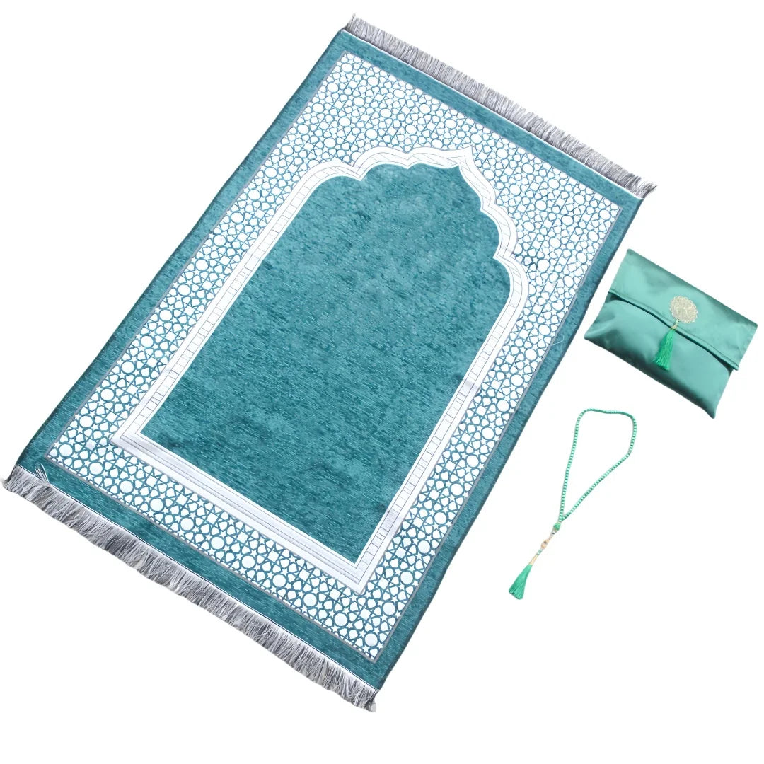 Portable Muslim prayer rug set