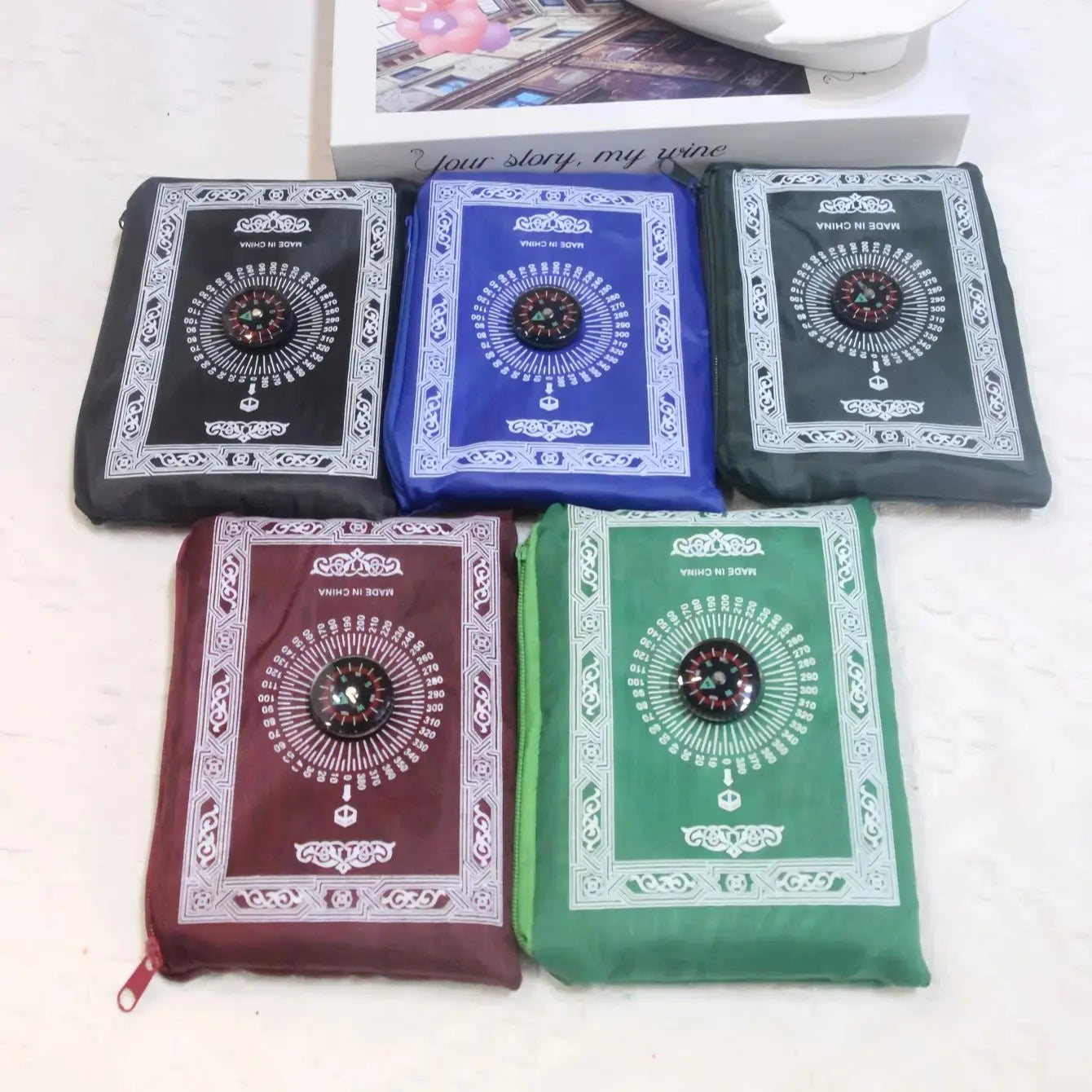 Portable waterproof prayer rug set with bag