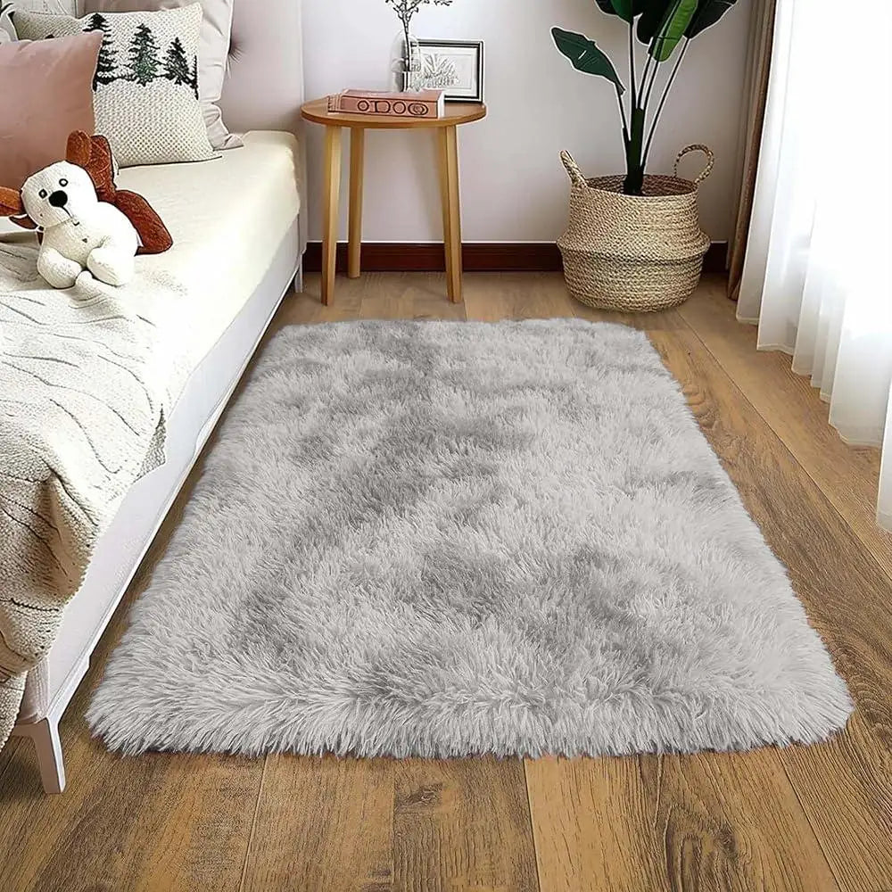 VIKAMA Small Black Plush Area Rug Soft Kids Bedroom Bedside Entrance Mat