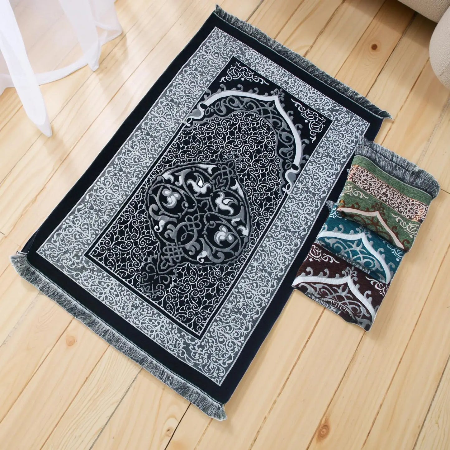 Portable Turkish Muslim prayer rug gift