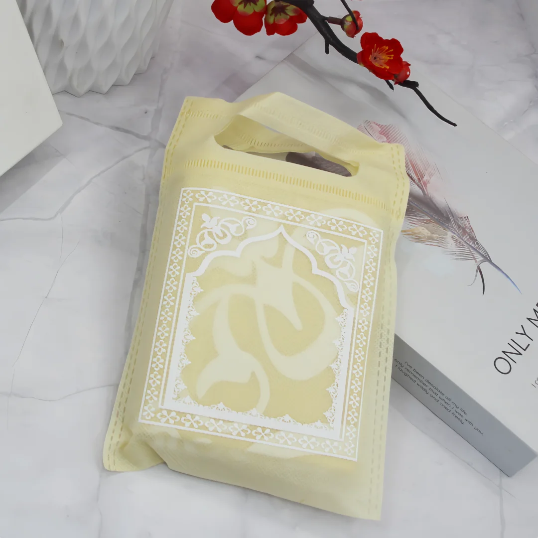 Portable rainproof prayer rug mat