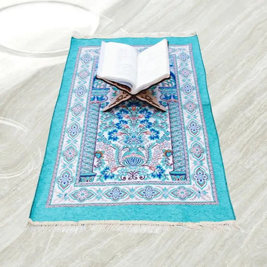 Portable cotton Muslim prayer rug for travel