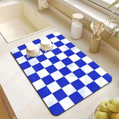Checkerboard non-slip coffee drip mat