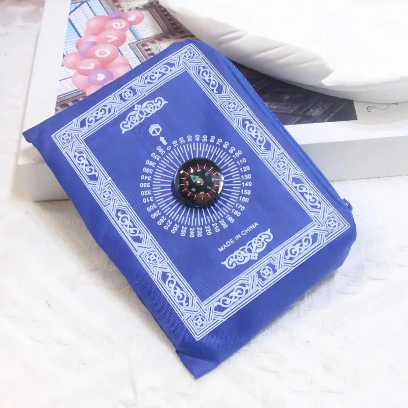 Portable waterproof prayer rug set with bag
