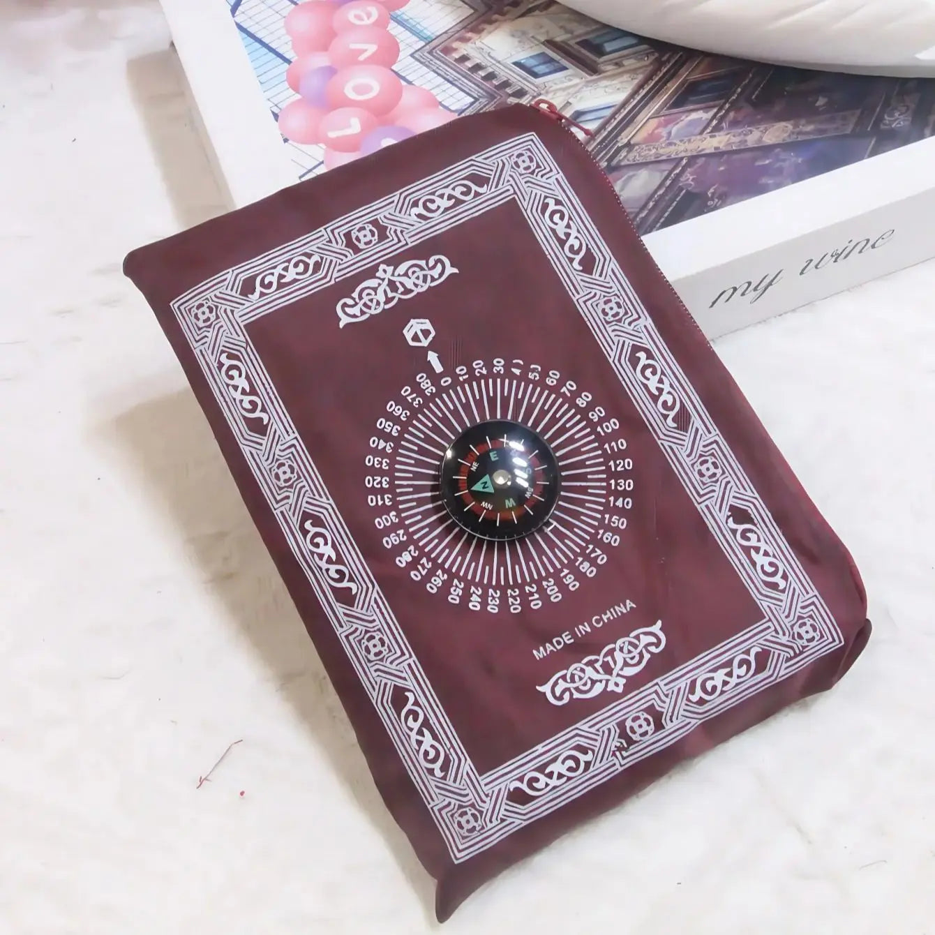 Portable waterproof prayer rug set with bag