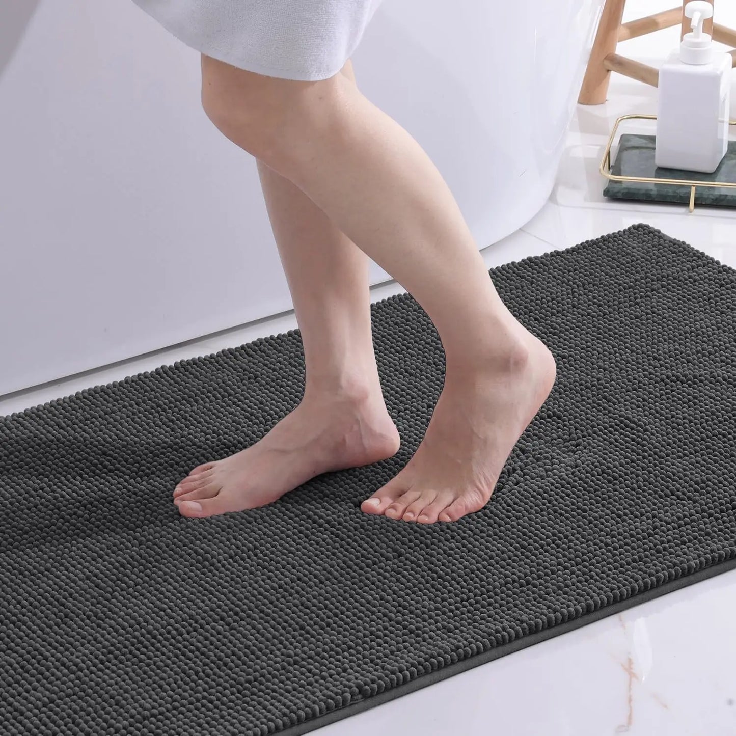 Olanly Chenille Bath Mat Super Soft Non-Slip Absorbent Bathroom Rug