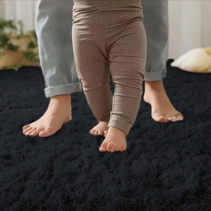 VIKAMA Small Black Plush Area Rug Soft Kids Bedroom Bedside Entrance Mat