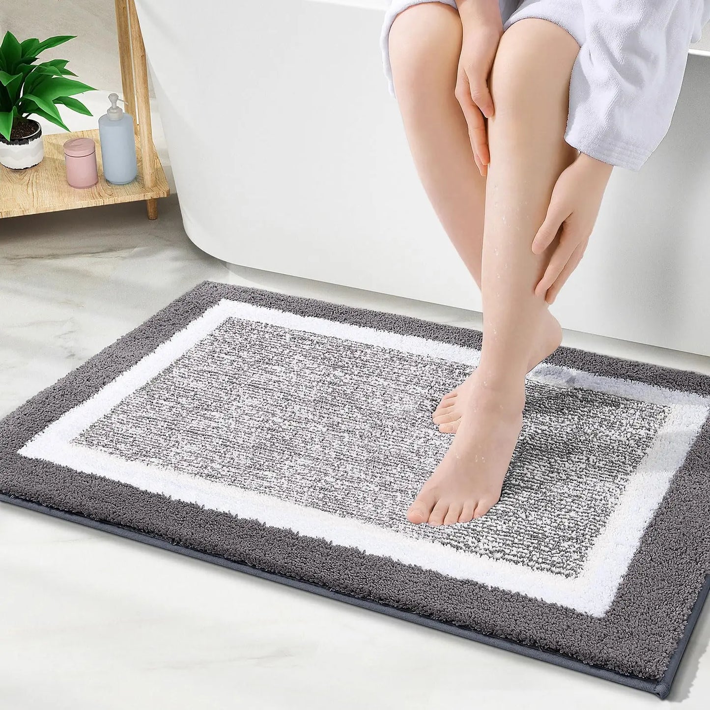 Olanly Microfiber Soft Non-Slip Bath Mat