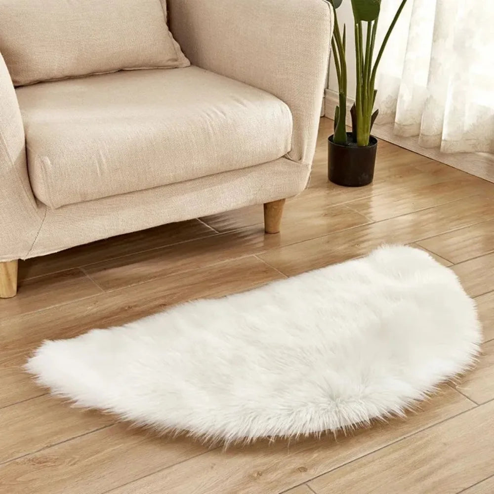 VIKAMA Plush Half-Circle Rug Non-Slip Soft Bedside Living Room Kids Room Decor