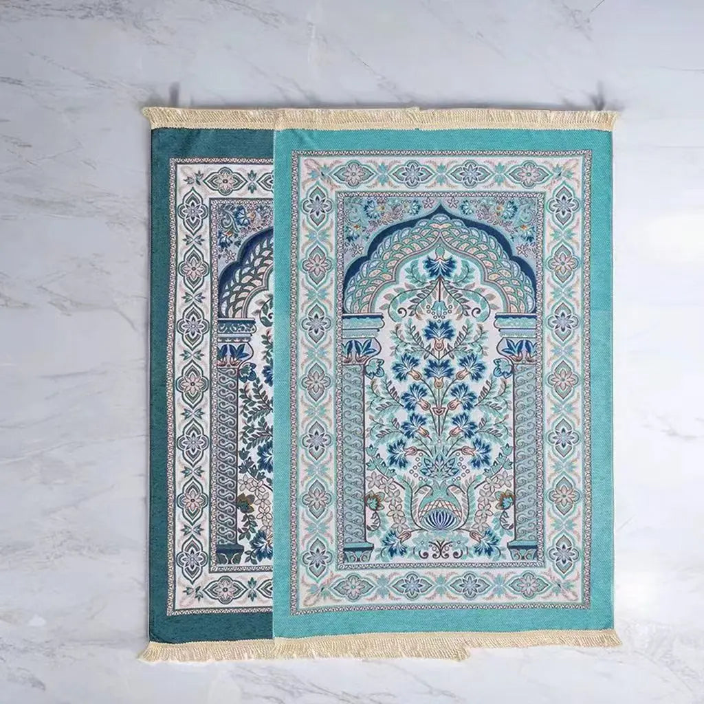 Portable cotton Muslim prayer rug for travel