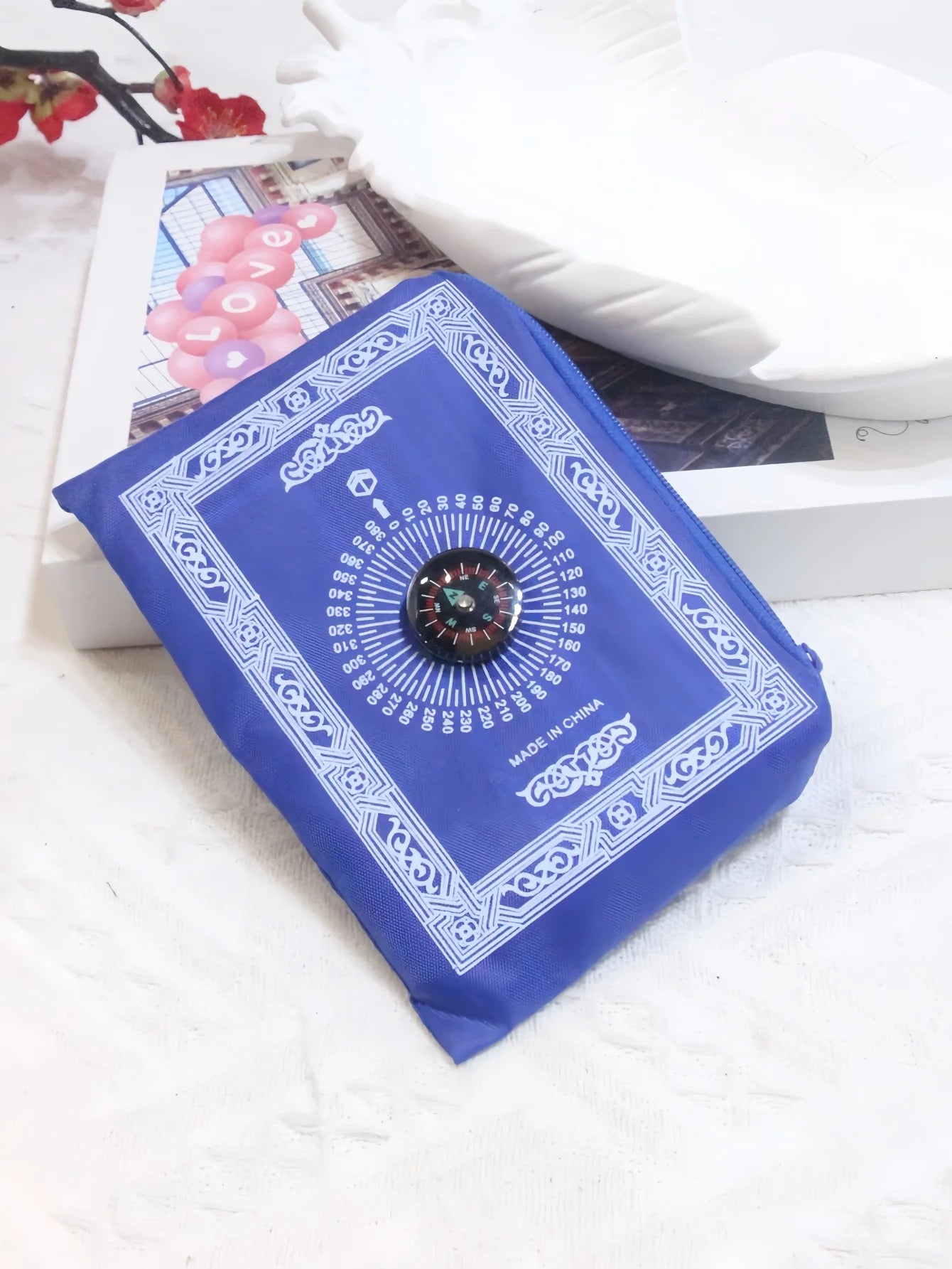 Portable waterproof prayer rug set with bag