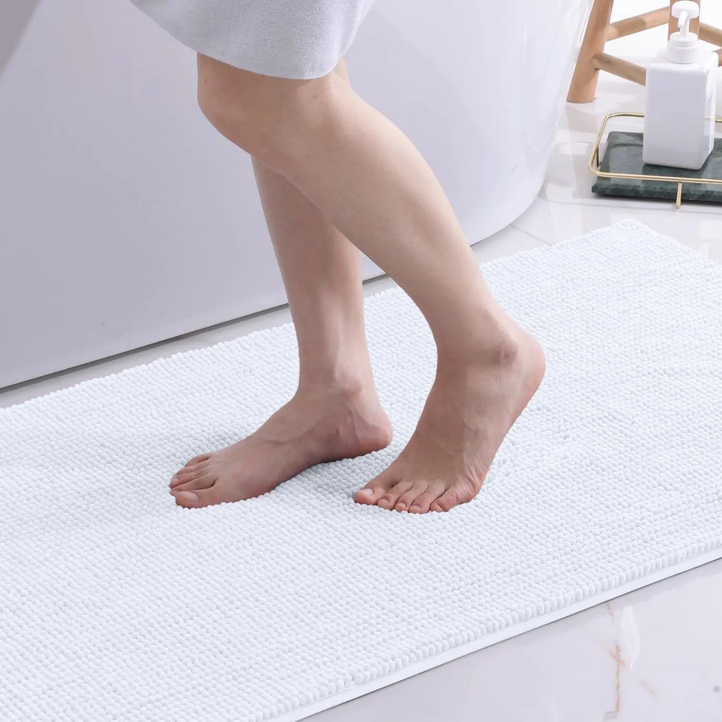 Olanly Chenille Bath Mat Super Soft Non-Slip Absorbent Bathroom Rug