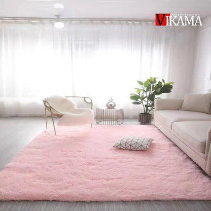 Large fluffy plush living room carpet